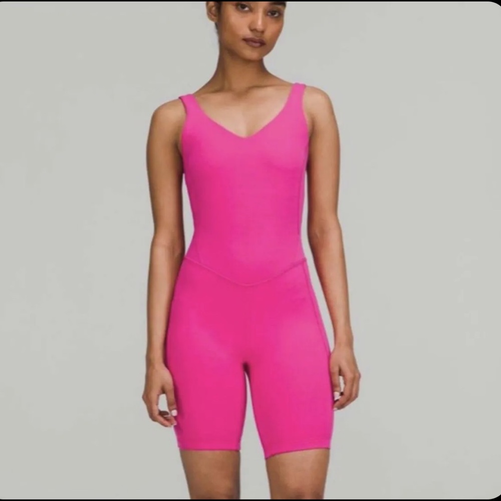 NWT Sonic pink align bodysuit